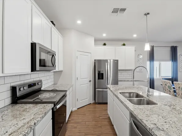 17720 W MONTE LINDO Lane, Surprise, AZ 85387