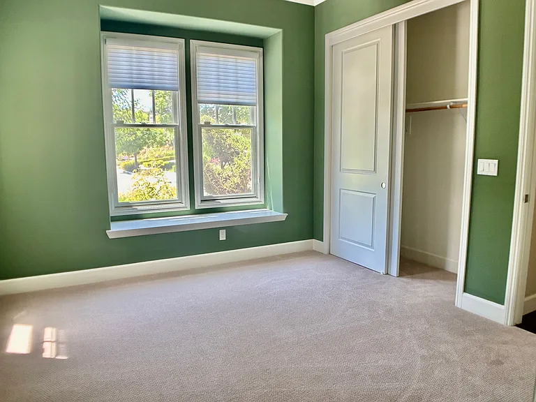 140 Levin Ave — Photo 6