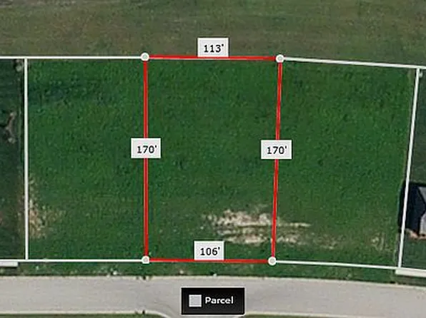 296 Club House Dr, Cherry Valley, IL 61016