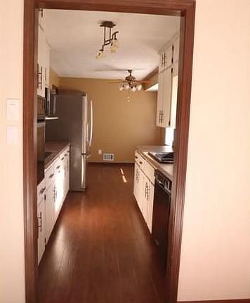 5th image of 6274 Shore Dr