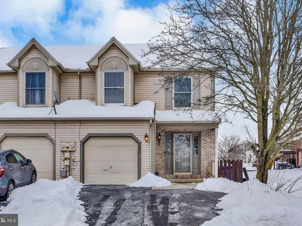 1041 Memory Ln, Harrisburg, PA 17111