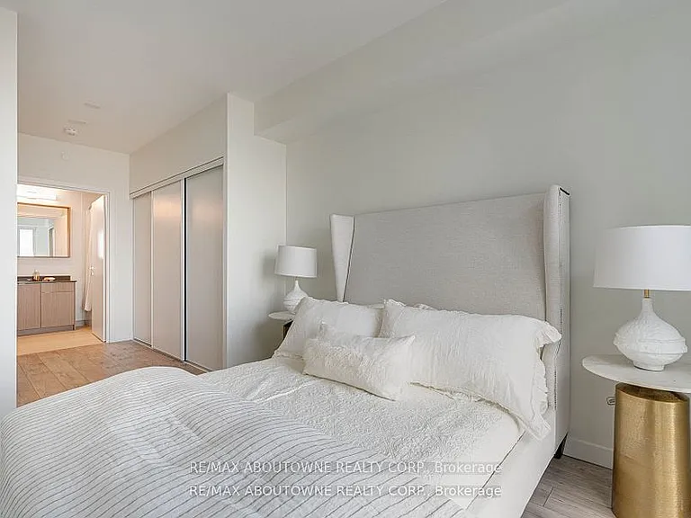 133 Bronte Rd #B0602 — Photo 7