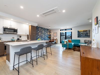 1948 Washington St #PENTHOUSE 5F, Boston, MA, 02118