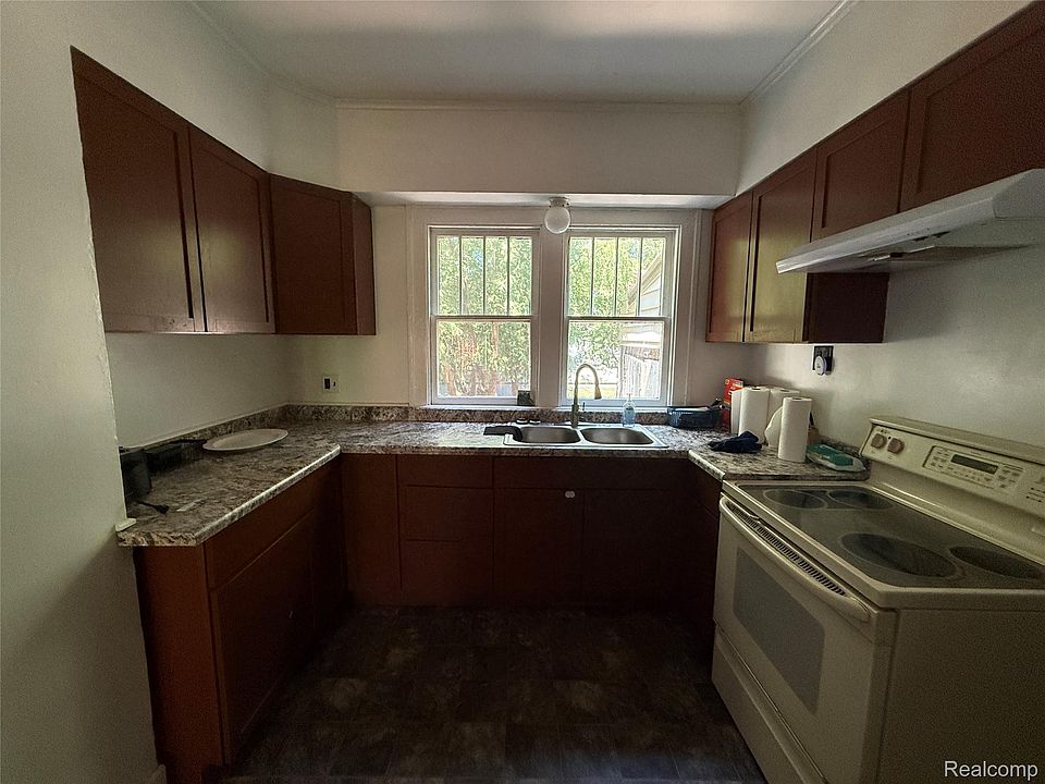 732 15th St, photo 7