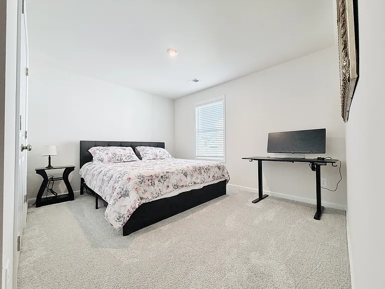 667 Honeydew Dr — Photo 28