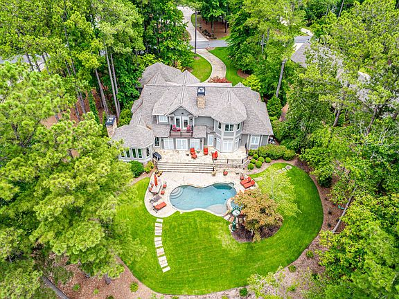 2nd image of 1221 Lake Club Dr