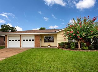 1205 Dunstan Rd, Pasadena, TX 77502