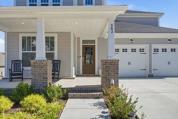 4 bed, 2959 sqft, $3,300 — Photo 3