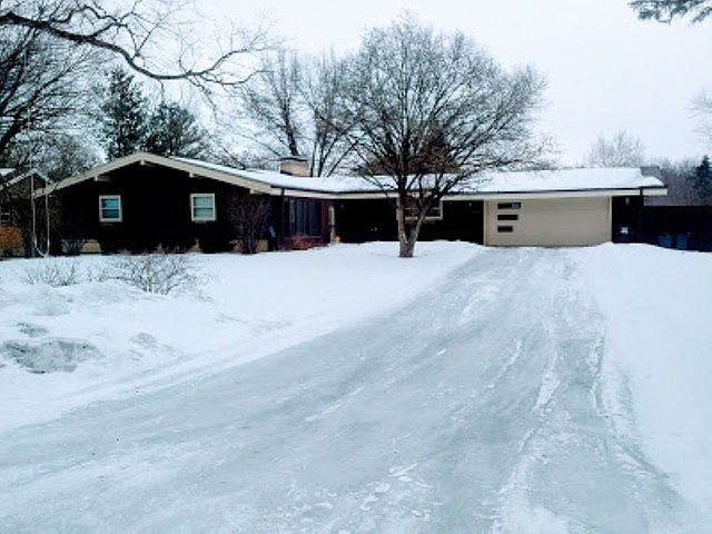 1st image of 2408 Woodfern Way