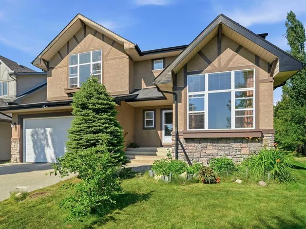 242 S Tusslewood Grv NW, Calgary, AB T3L 2Y4