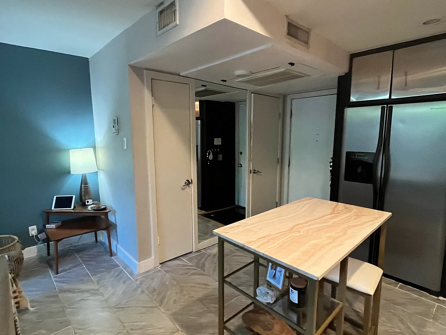 4425 Travis St — Photo 2