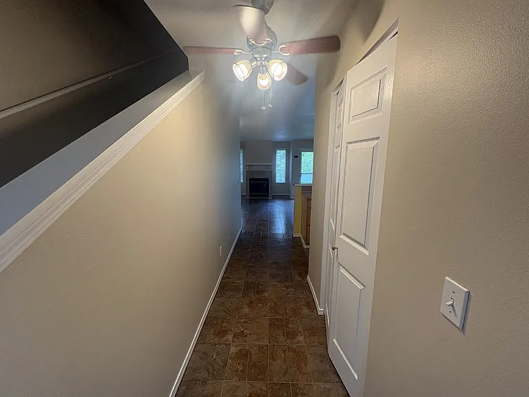 12549 Roosevelt Way NE #4 — Photo 28
