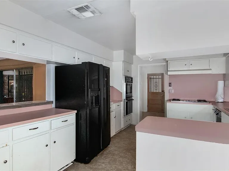 4015 Mischire Dr — Photo 13