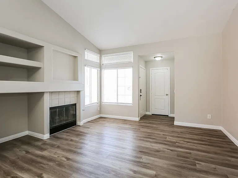 1916 Fossil Butte Way — Photo 4