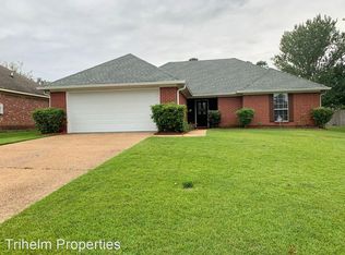 407 Fenway Dr, Brandon, MS 39047