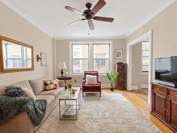136 East 36th Street image 1 of 18