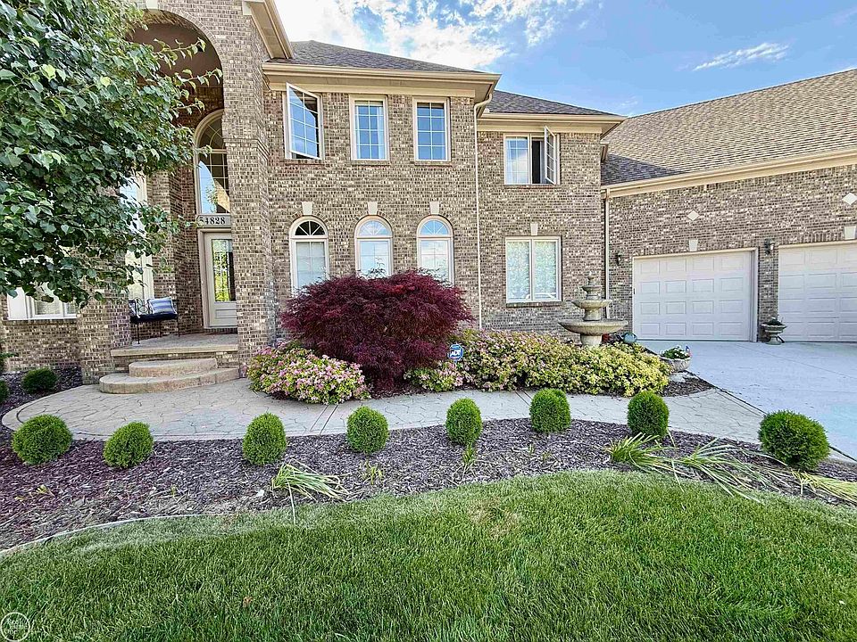 54828 Danielle St, photo 6