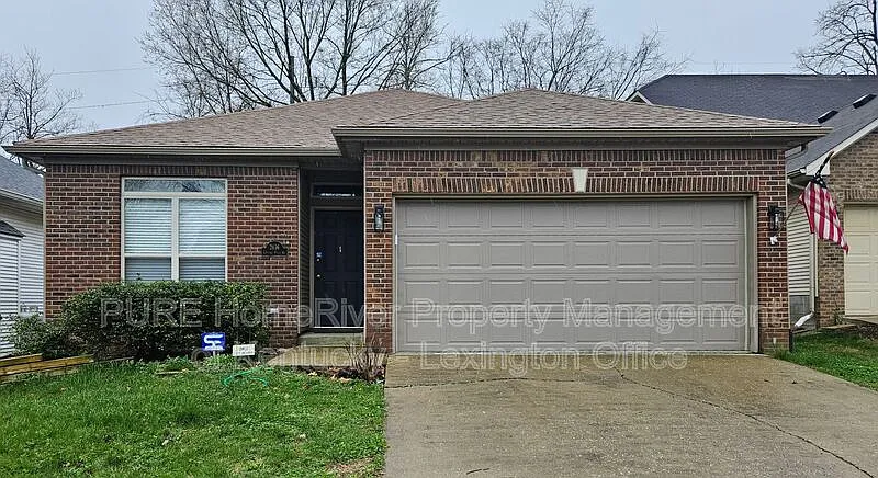 3 bed, 2.0 bath, 1428 sqft, $1,895 — Photo 1