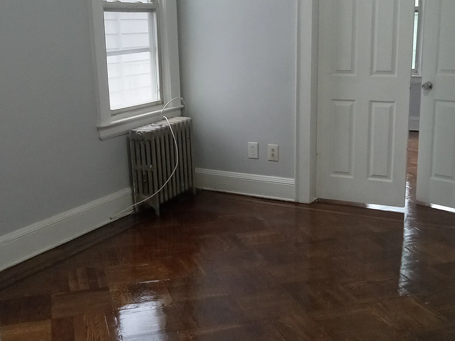 158 Linden Ave — Photo 4