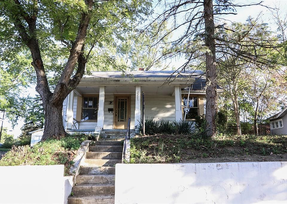 1st image of 2225 Koehler Ave