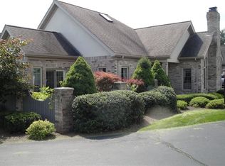 601 Cherry Hill Dr, Presto, PA