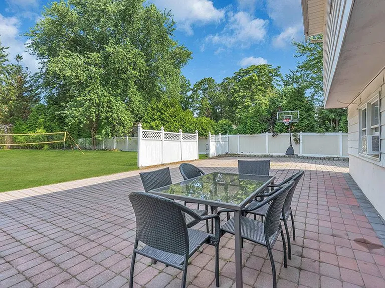 459 Norwood Ave — Photo 41