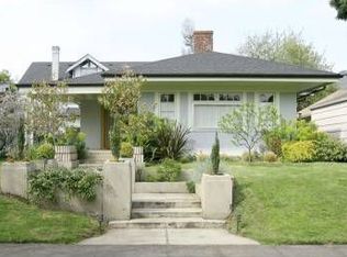 2017 NE Stanton St, Portland, OR 97212