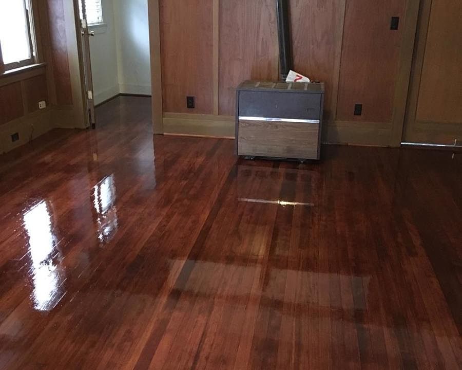2nd image of 748 Carolina St