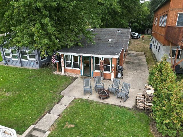 1st image of 5446 N River Rd
