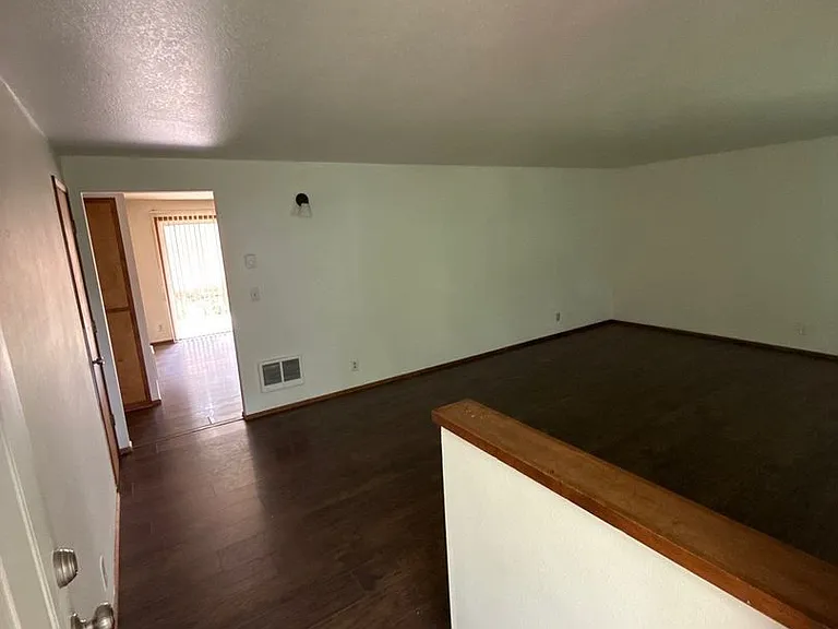 2435 City View St — Photo 19
