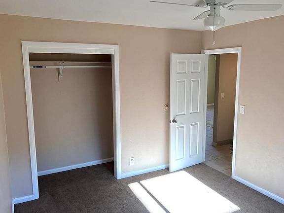 Apartment  B  Bedroom