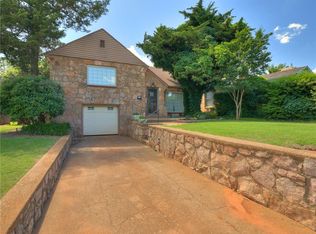 617 N 6th St, Weatherford, OK 73096