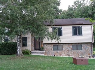 227 Brooke Elyse Ln, Max Meadows, VA