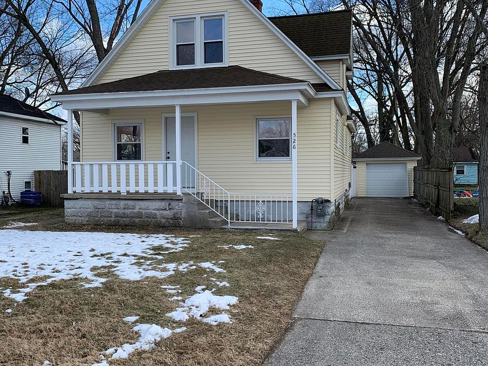 1st image of 526 W 20th St