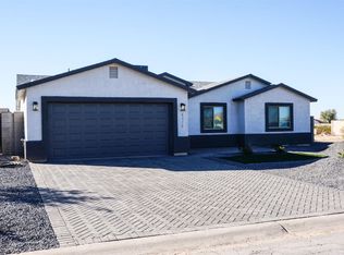 14595 S Amado Blvd, Arizona City, AZ 85123