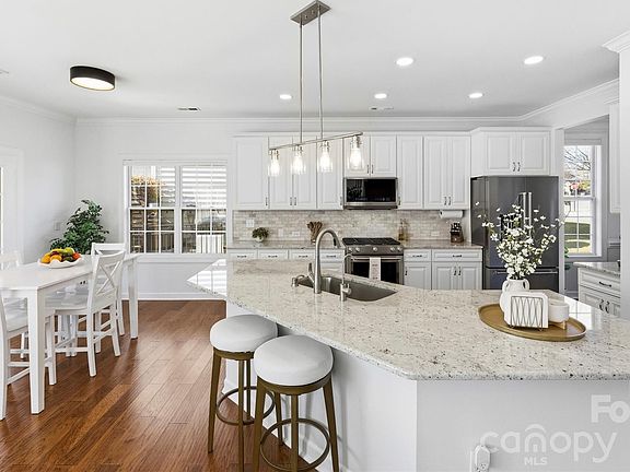 2nd image of 12312 McAllister Park Dr