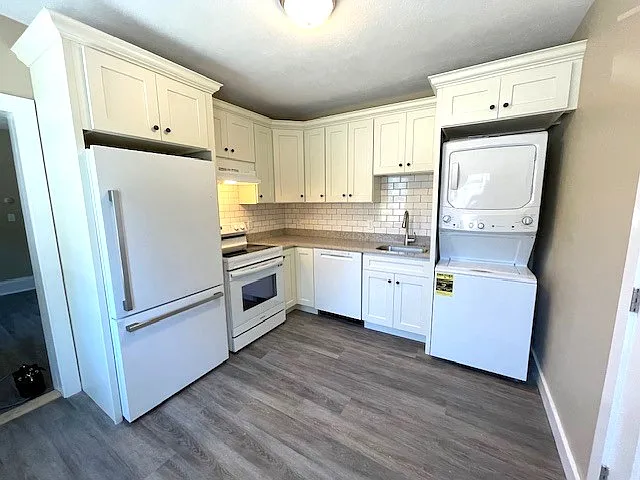 142 Main St #142 — Photo 2