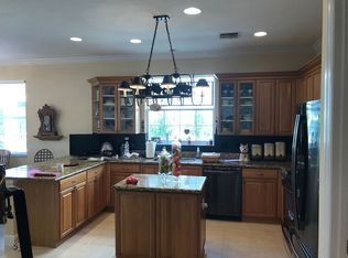 4900 Commonwealth Dr, Sarasota, FL 34242