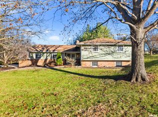 22276 Timber Ln, Morton, IL 61550