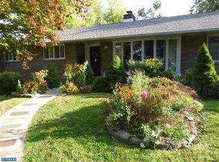 485 Hilldale Rd, Broomall, PA 19008