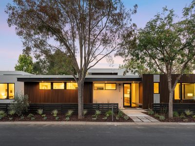 520 Hobart St, Menlo Park, CA, 94025