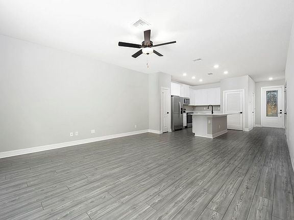 5th image of 5405 Gladness Court