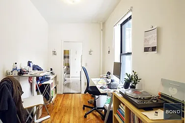 Rented by Bond New York