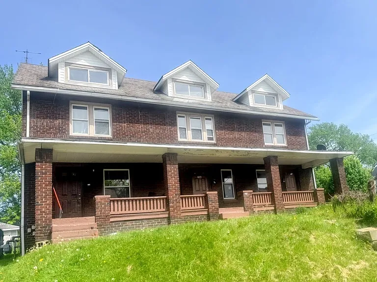 724 S Linden Ave — Photo 1