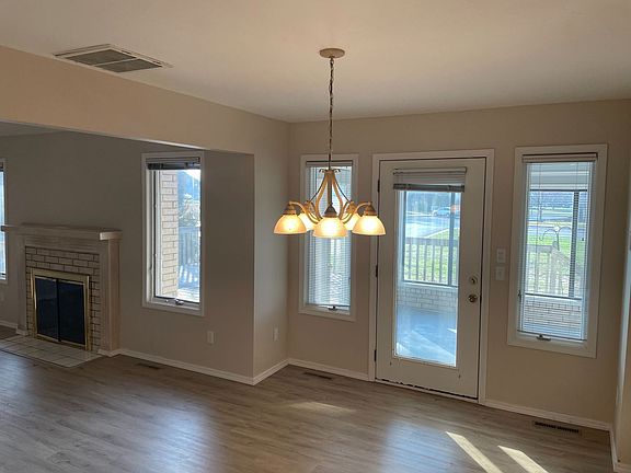 5th image of 1508 E Powell St