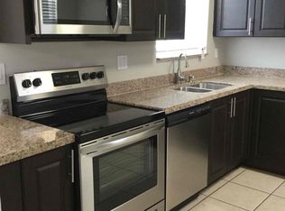 6381 Park St, Hollywood, FL 33024