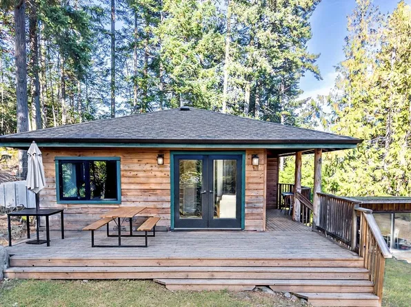 4318 Port Washington Rd, Southern Gulf Islands, BC V0N 2M1