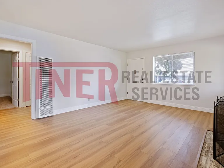 2848 Clover Ln — Photo 7