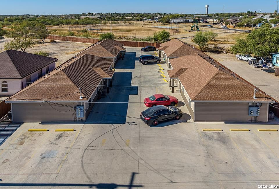 1st image of 639 Las Brisas Drive