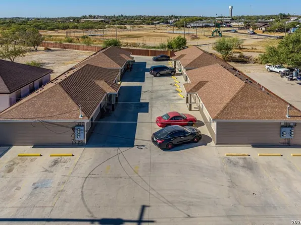 639 Las Brisas Drive, Eagle Pass, TX 78852